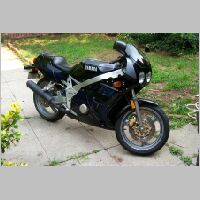 fzr400_right_side.JPG